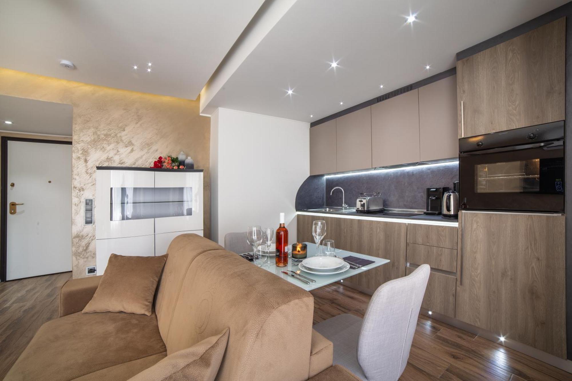 The Queen Luxury Apartments - Villa Carlotta Люксембург Екстериор снимка