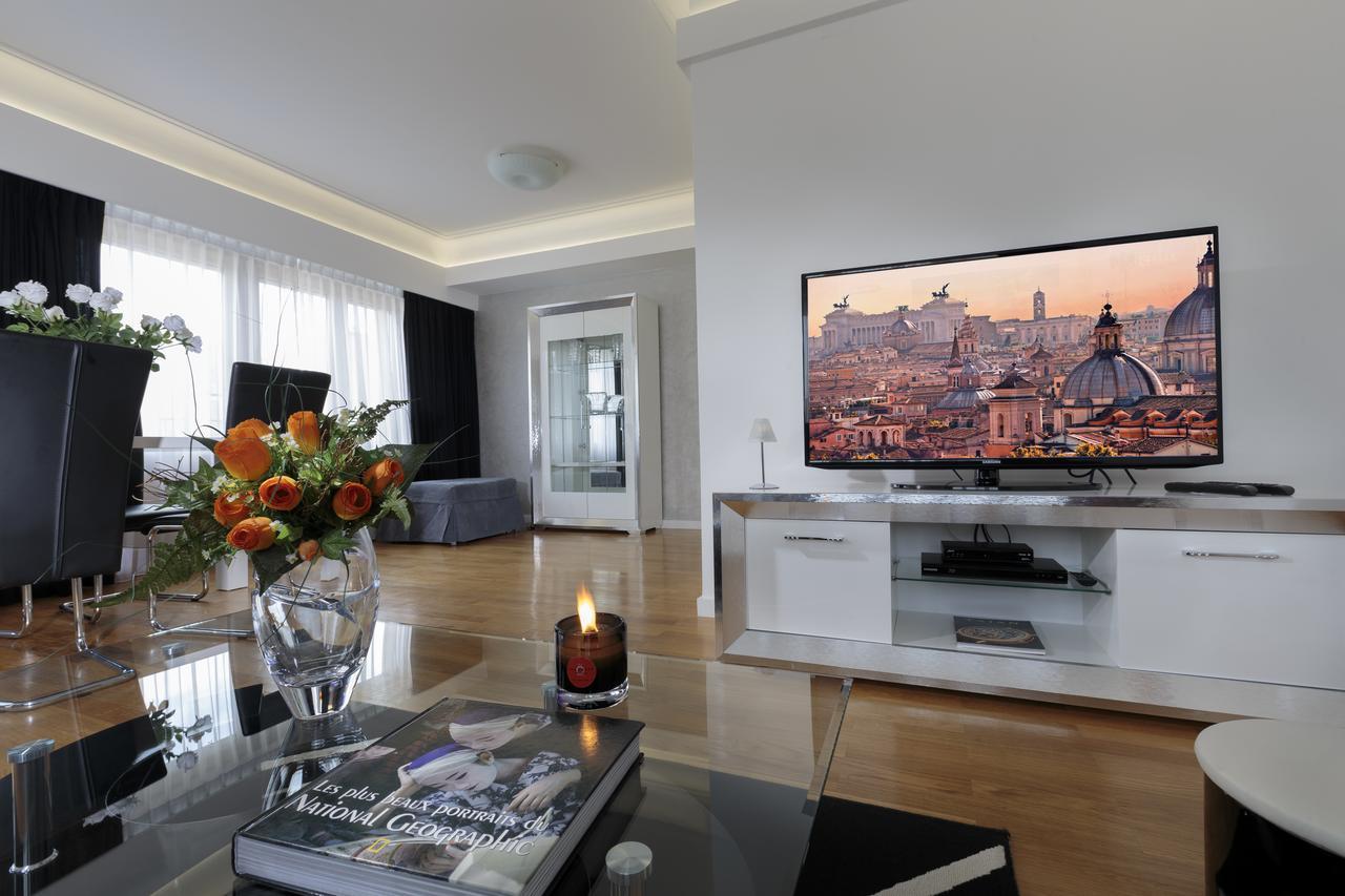 The Queen Luxury Apartments - Villa Carlotta Люксембург Екстериор снимка
